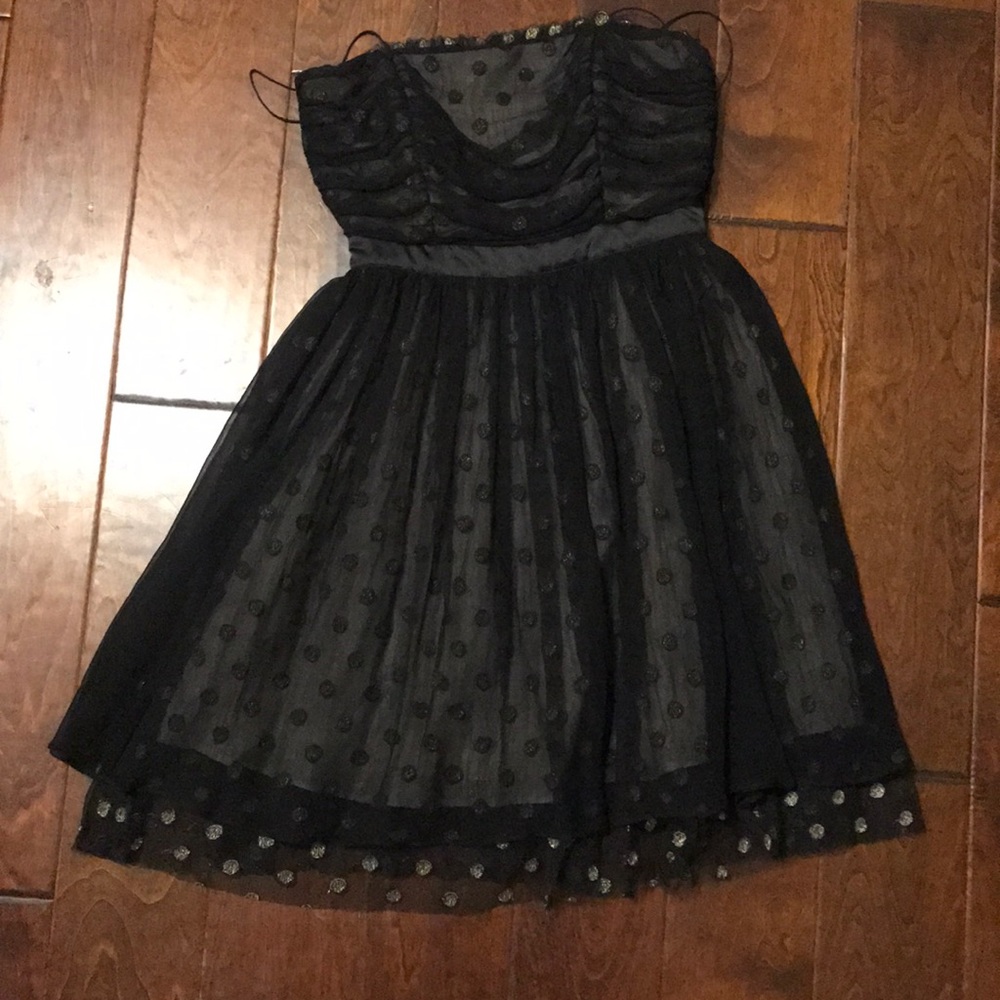 Tikirani Black Strapless Dress